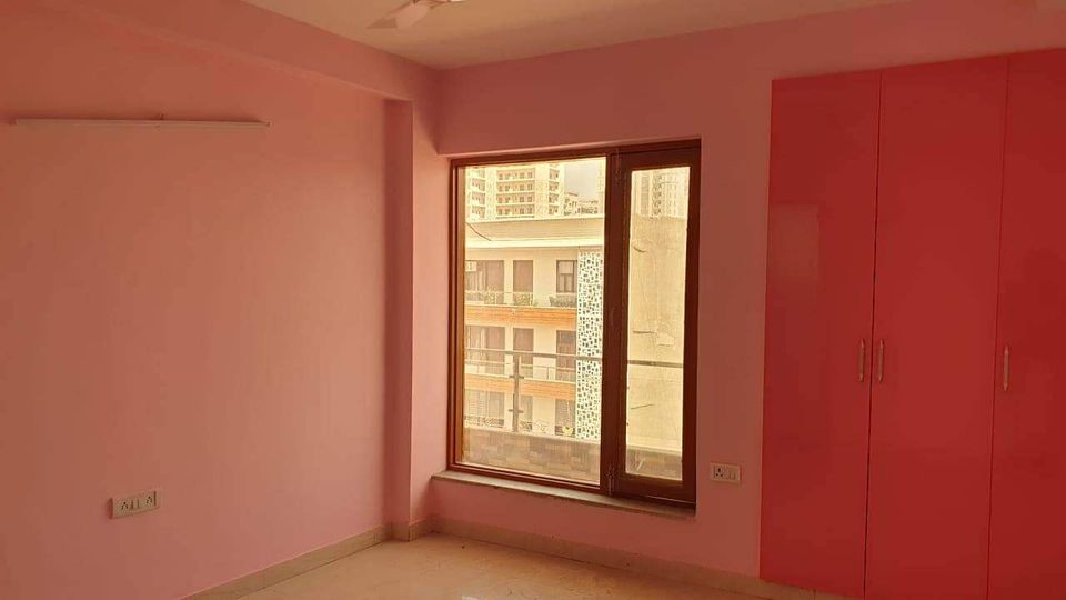 Modern 4BHK Modular Kitchen Apartment FOR SALE in FARIDABAD, HR, Delhi-64