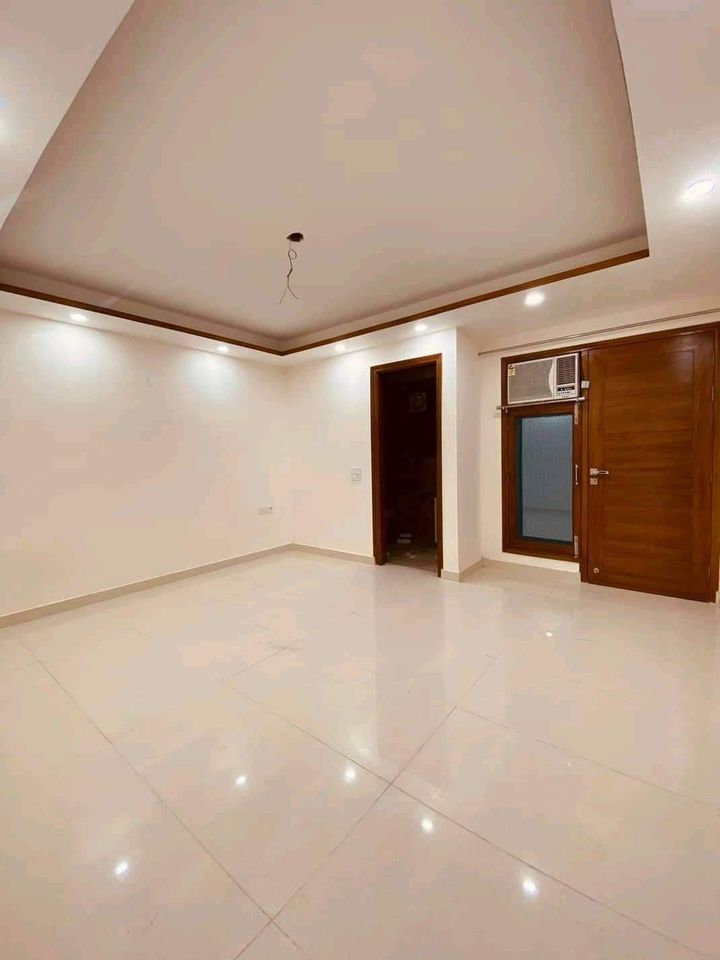 4BHK Built-up Area FOR SALE in FARIDABAD, HR, Delhi-53