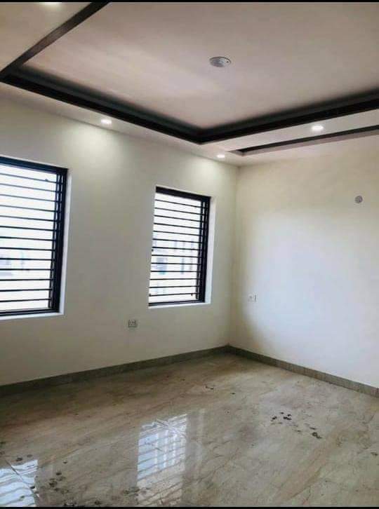 Modular 4BHK Flat FOR SALE in FARIDABAD, HR, Delhi-57