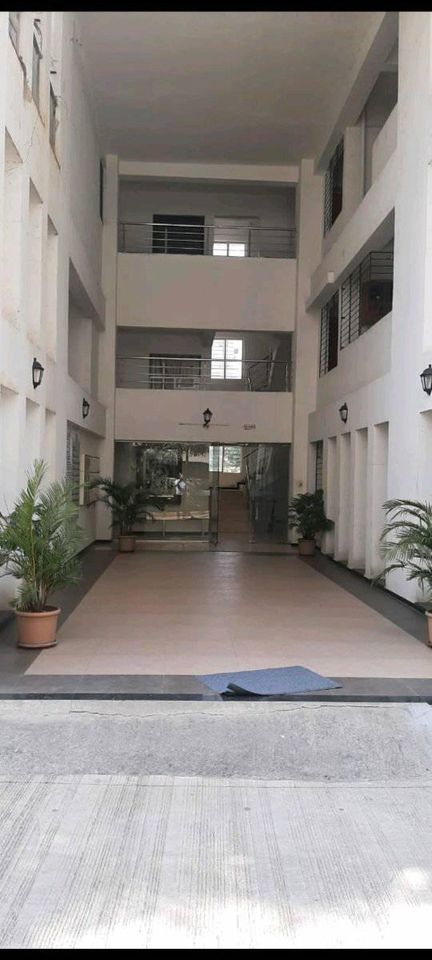 Unused 4.5 bhk ready FOR SALE in PUNE, MH , Pune-91