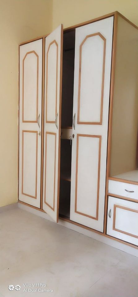 2BHK Semi-furnished flats is available in BENGALURU, KA, Bangalore -50