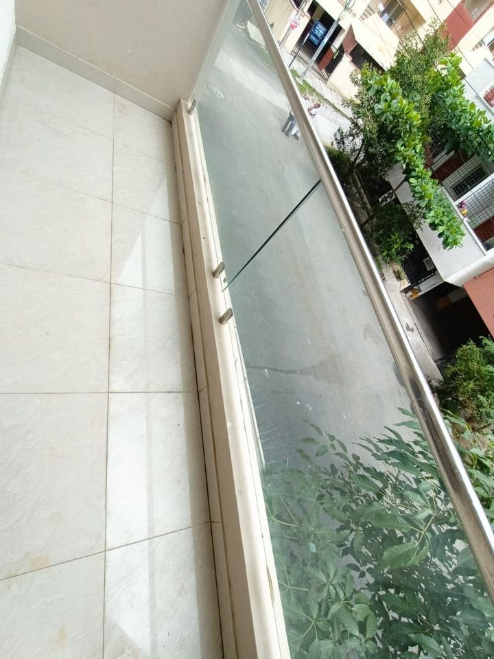 2bhk flat in Bannerghatta main road near menkish mahal ready to move in BENGALURU, KA Bangalore - 105