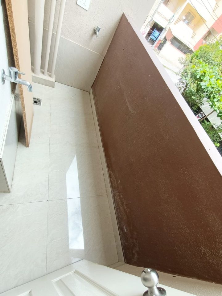 2bhk flat in Bannerghatta main road near menkish mahal ready to move in BENGALURU, KA Bangalore - 105