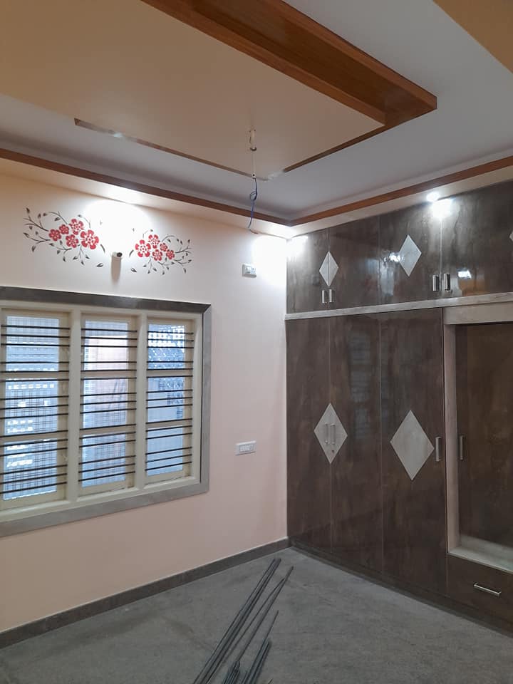 4BHK independent house in BENGALURU, KA, Bangalore -135