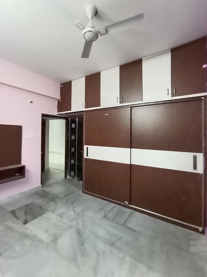 3 BHK semi furniture area kondapur Raghavendra Colony Hyderabad TS - 97