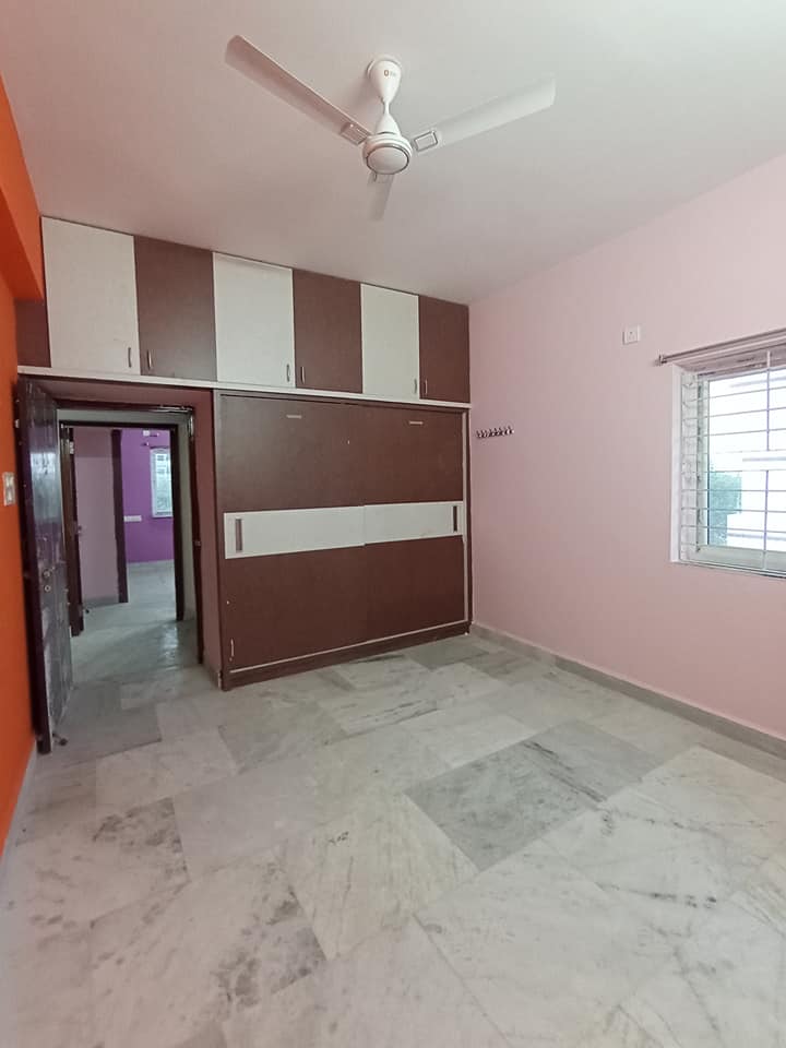 3 BHK semi furniture area kondapur Raghavendra Colony Hyderabad TS - 97