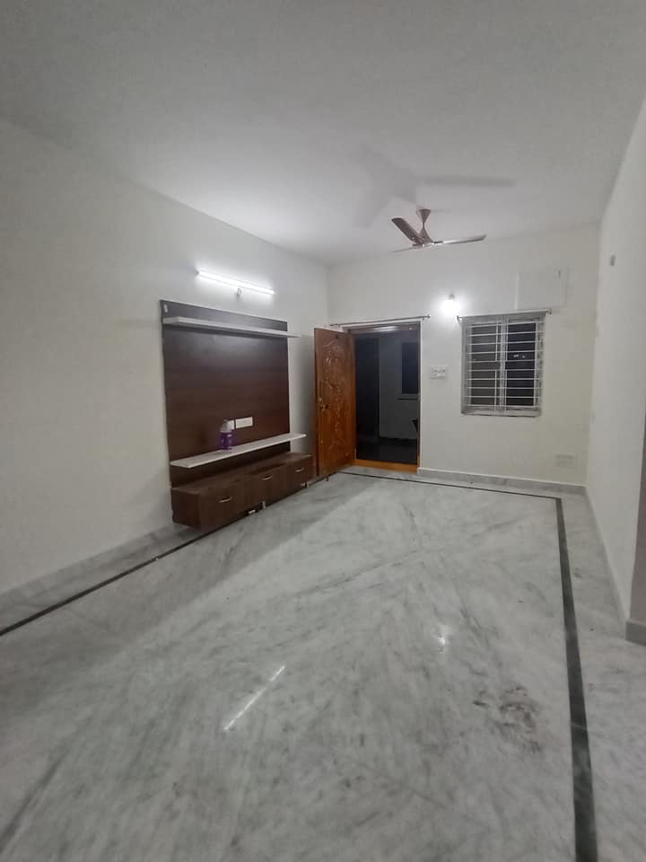 3 BHK semi furniture area kondapur Raghavendra Colony Hyderabad TS - 97