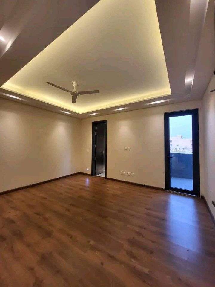 Modern Apartment FOR SALE in FARIDABAD, HR, Delhi-15