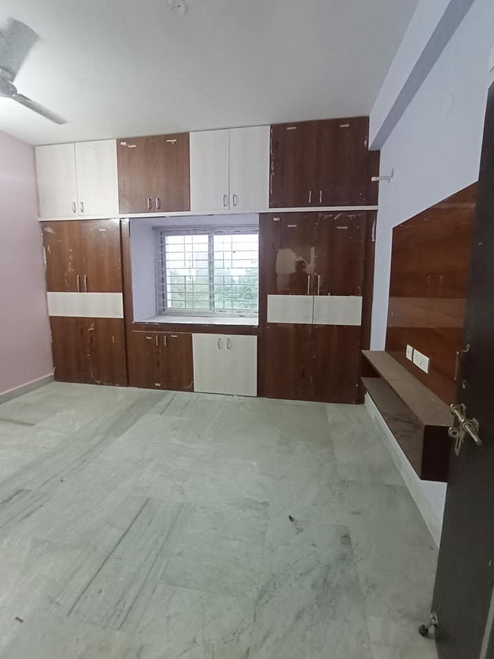 3 BHK semi furniture area kondapur Raghavendra Colony Hyderabad TS - 97