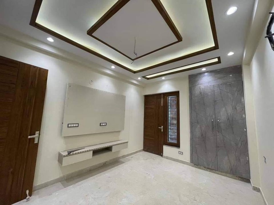 BEAUTIFUL APARTMENT FOR SALE in FARIDABAD, HR, Delhi-38