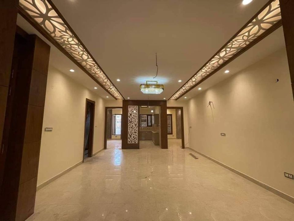 BEAUTIFUL APARTMENT FOR SALE in FARIDABAD, HR, Delhi-38