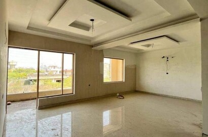 Flat 4 Bedroom 4 Attached Washroom in Faridabad, HR Delhi - 9