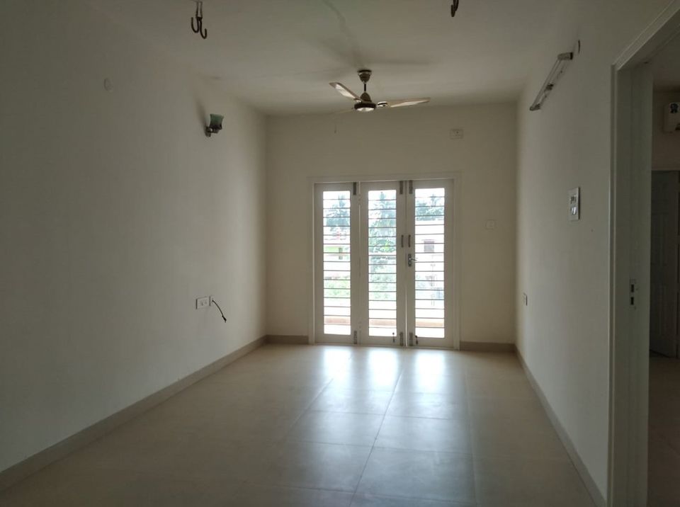 Excellent Spacious 3113 SqFt DUPLEX 3 BHK VILLA Jst 400 m Behind Infosys PrimeLocatn Sholinganallur Chennai, TN - 53