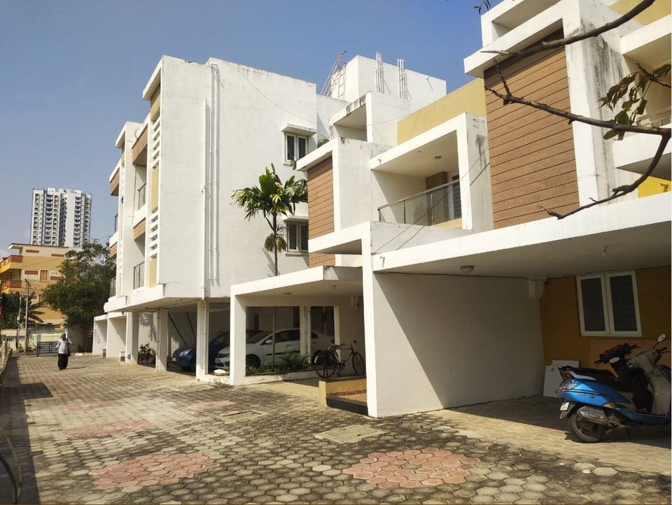 Excellent Spacious 3113 SqFt DUPLEX 3 BHK VILLA Jst 400 m Behind Infosys PrimeLocatn Sholinganallur Chennai, TN - 53