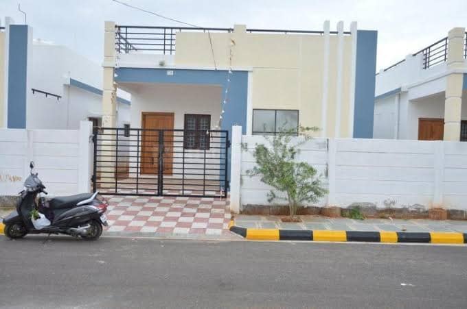 2bhk 2bath room car parking bore well Chennai - 170