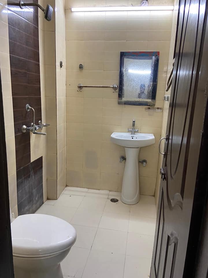 2BHK flat FOR SALE in DELHI, DL, Delhi-77