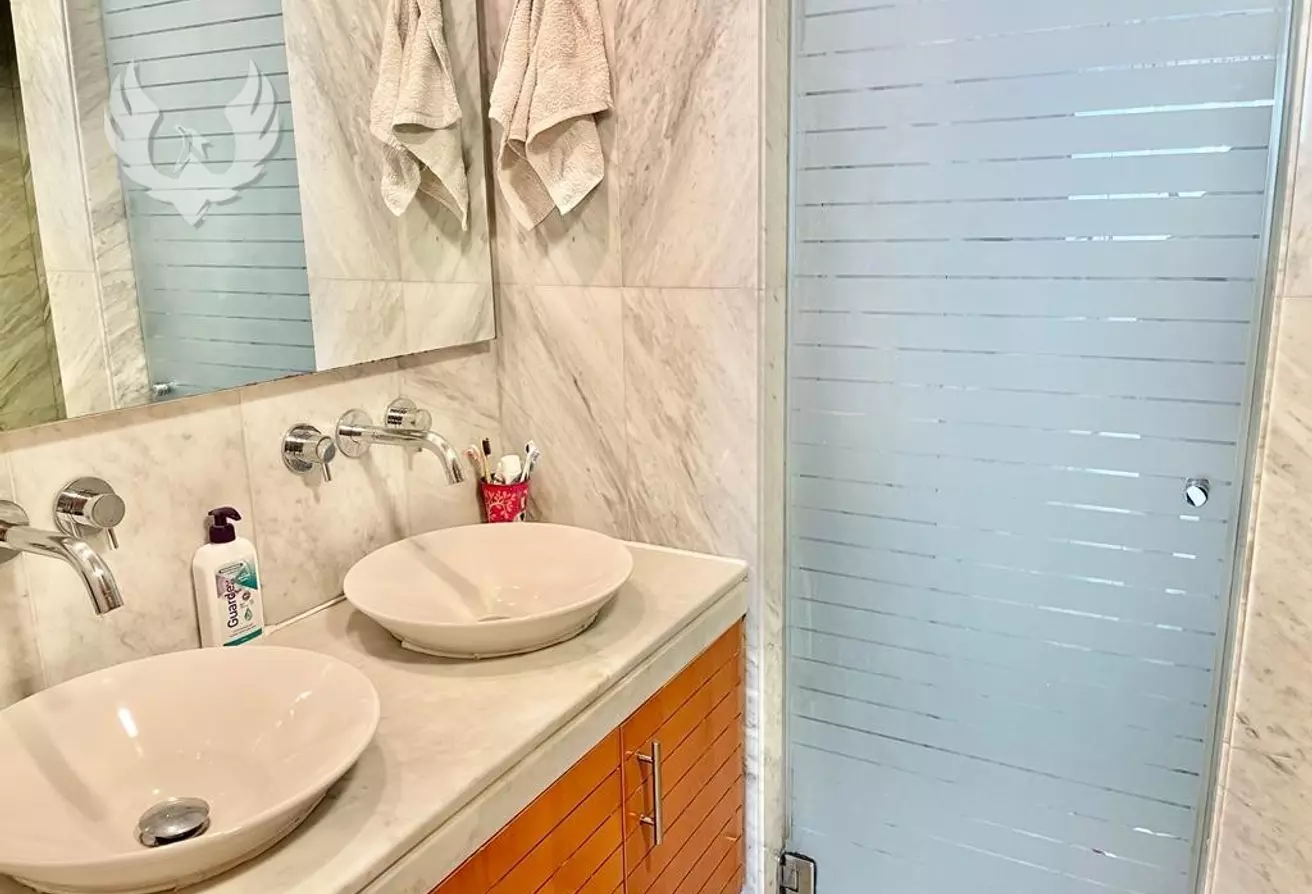 High Floor/ Largest Layout / Big Balcony IN MADINA TOWER, LAKE ELUCIO - 8664778