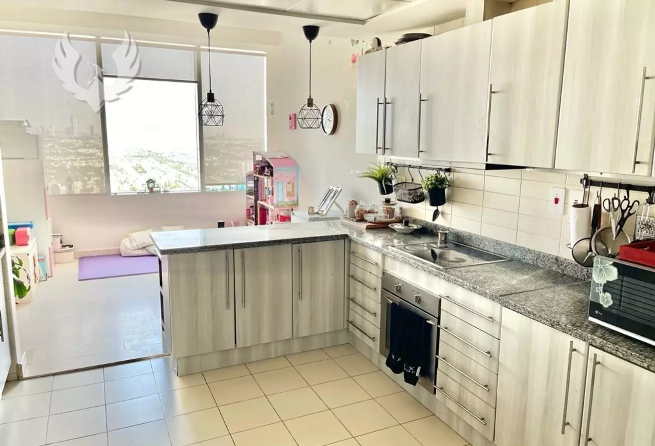 High Floor/ Largest Layout / Big Balcony IN MADINA TOWER, LAKE ELUCIO - 8664778