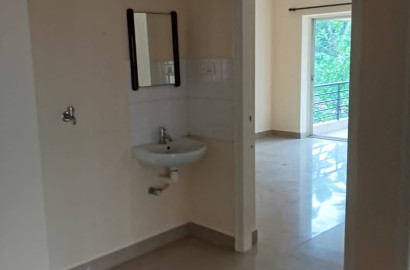 2 BHK Flat/Apartment for sale in Shivabagh