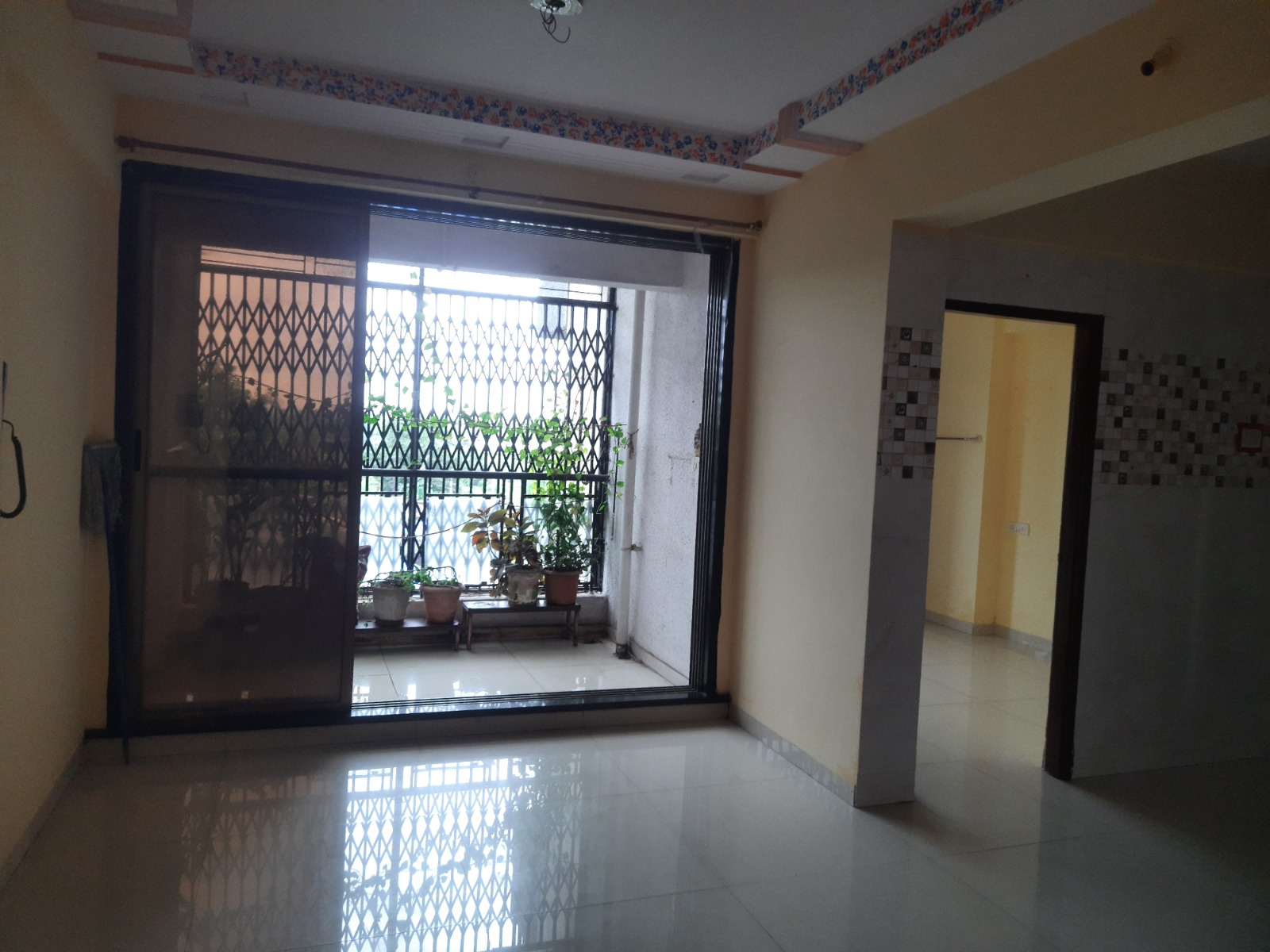 2 BHK Flat/Apartment for sale in Sarvodaya Hill, Thakurli