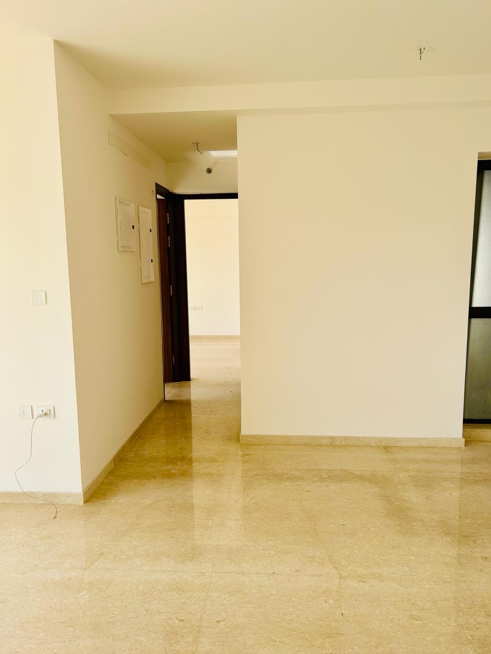 2 BHK Flat/Apartment for rent in Shapoorji pallonji vicinia chandivali, Mumbai