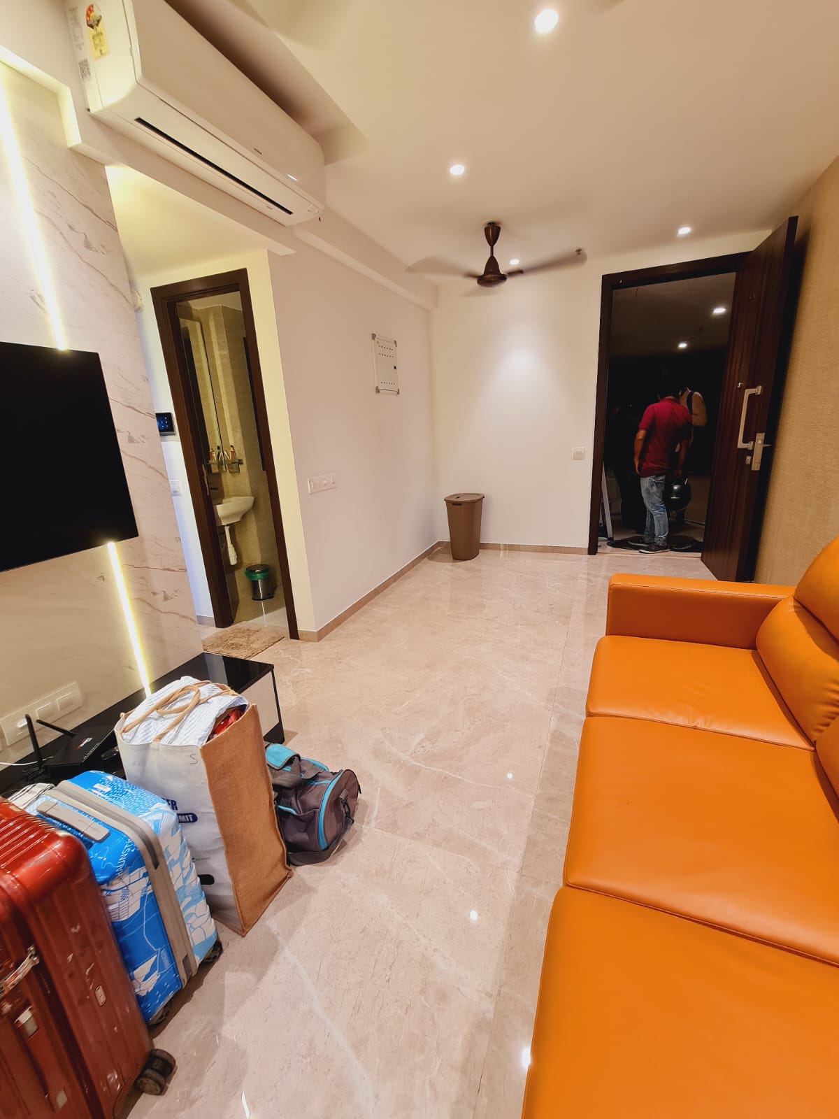 1 BHK Flat/Apartment for rent in Regent hill Hiranandani, Mumbai