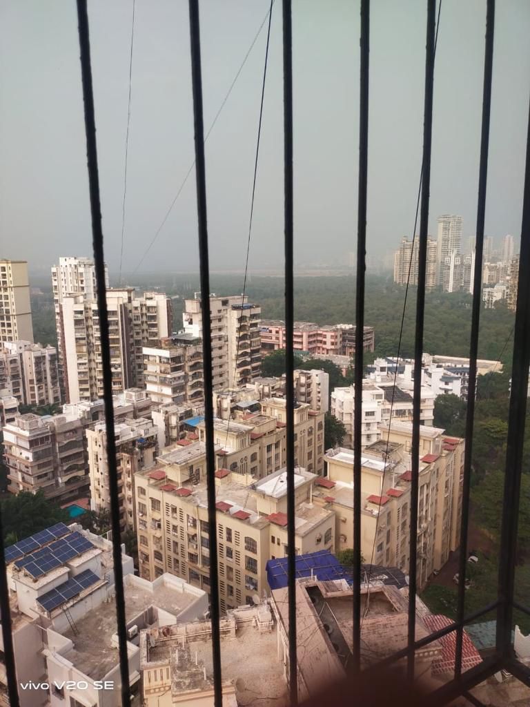 Sea View 2BHK for Sale at Yari road