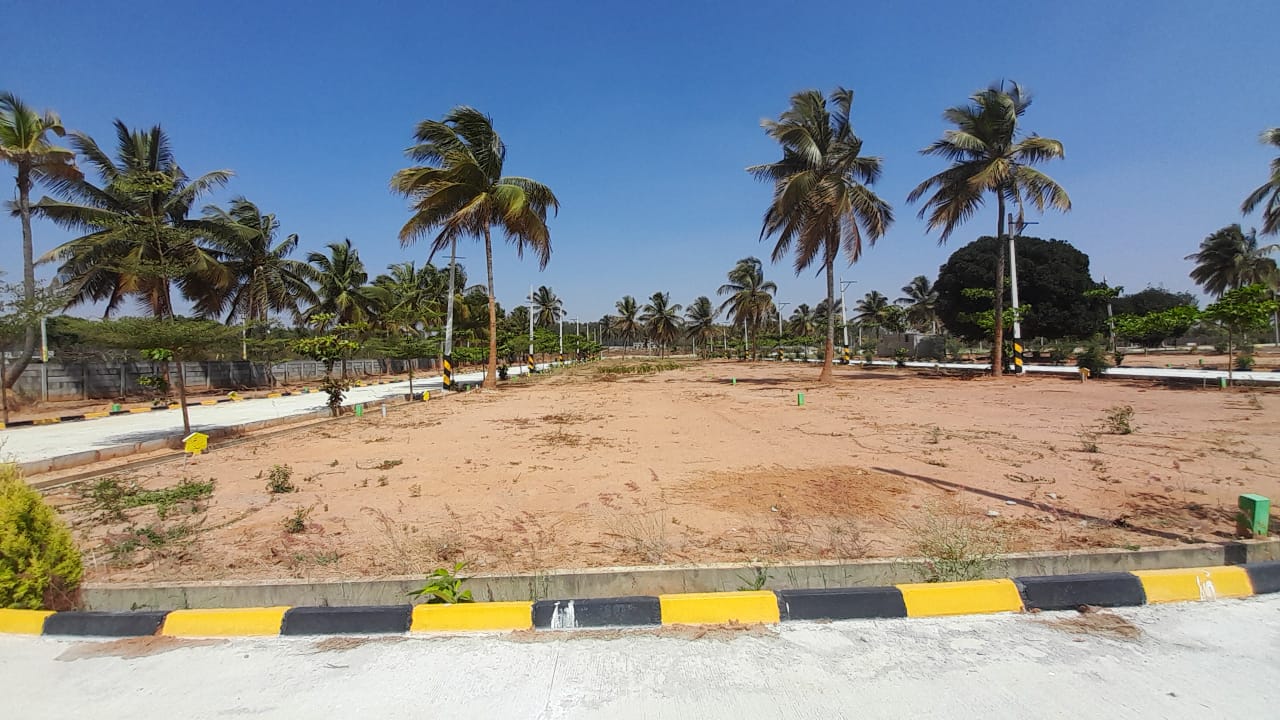 Gated Community layout near KIABD Teck park