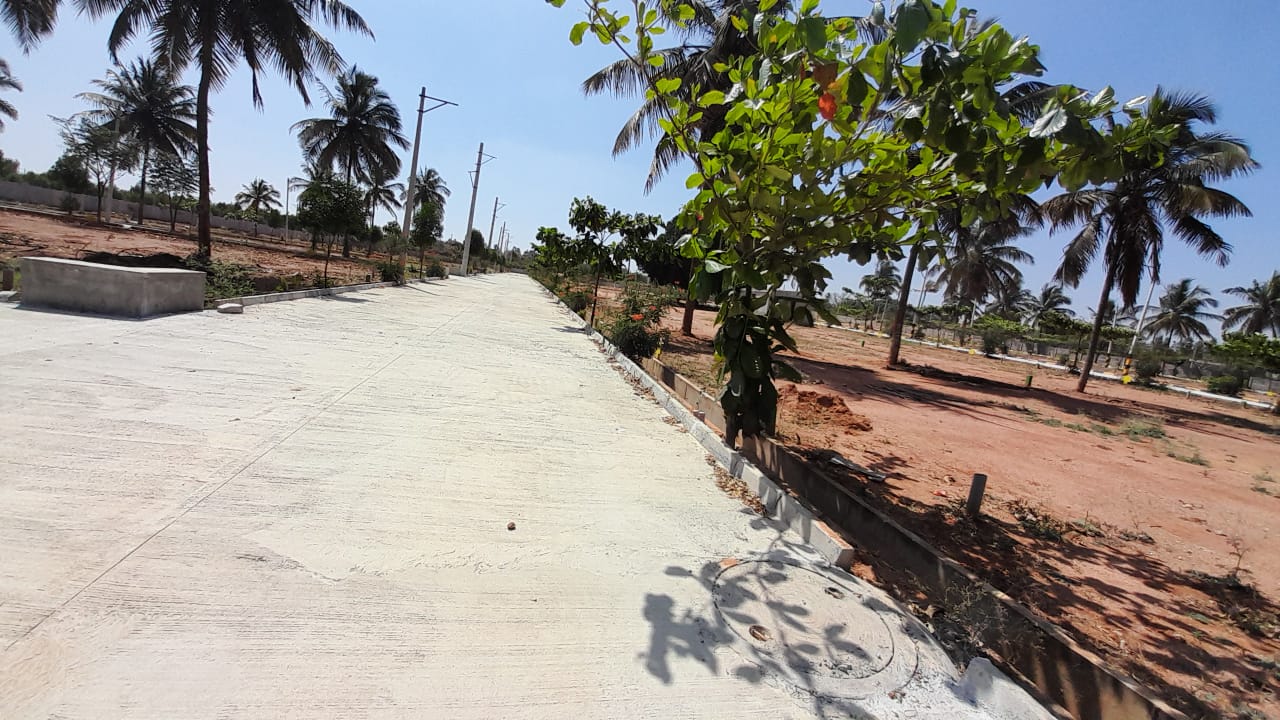 Gated Community layout near KIABD Teck park